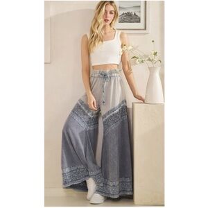 NWT Oli & Hali wide leg boho pants. Soft sweatshirt material and lace. L XL